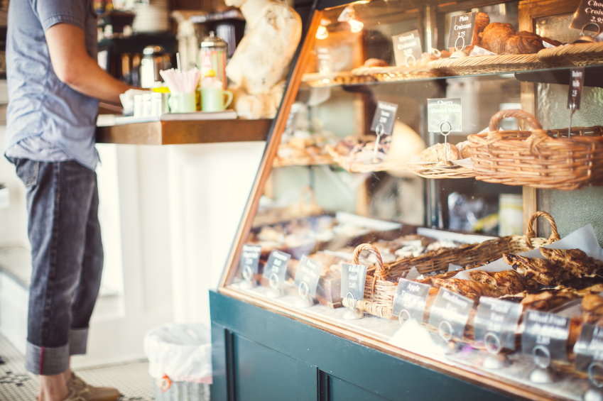 Material Handling in the Commercial Bakery Industry: 3 Essential