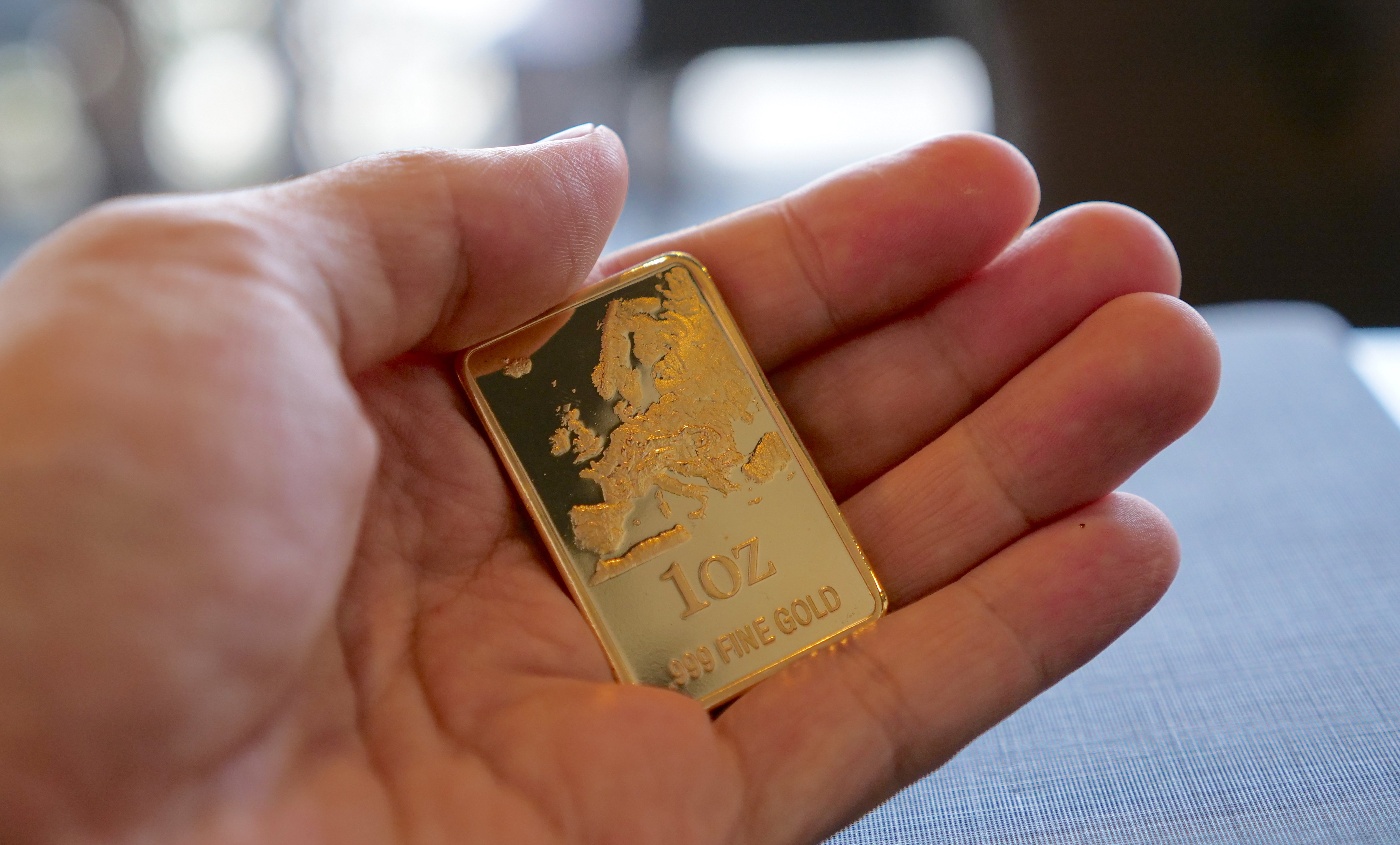 Want to Buy Gold? Here's What You 