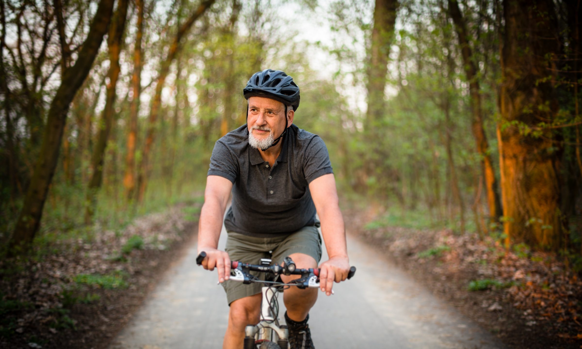 Man photographing my bicycle seat with large gap to preserve nerves in the  crotch area. Minneapolis Minnesota MN USA Stock Photo - Alamy