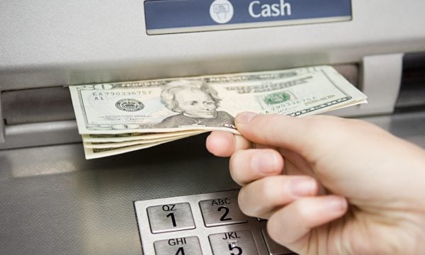 Making The Most Of Your Visa Gift Card: Withdrawing Cash At An ATM
