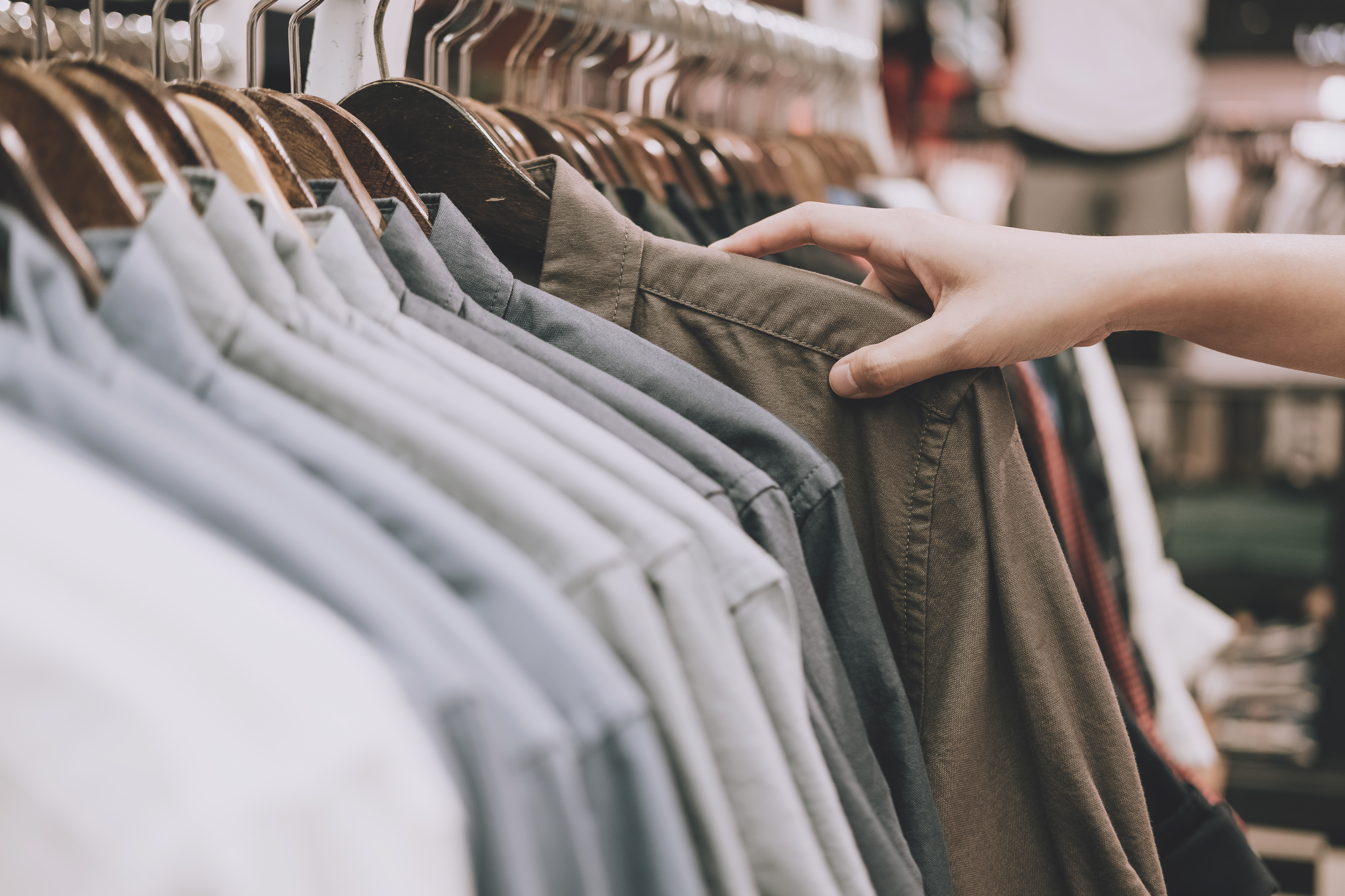 Clothes shopping: does buying from outlet stores really save you cash?, Saving money