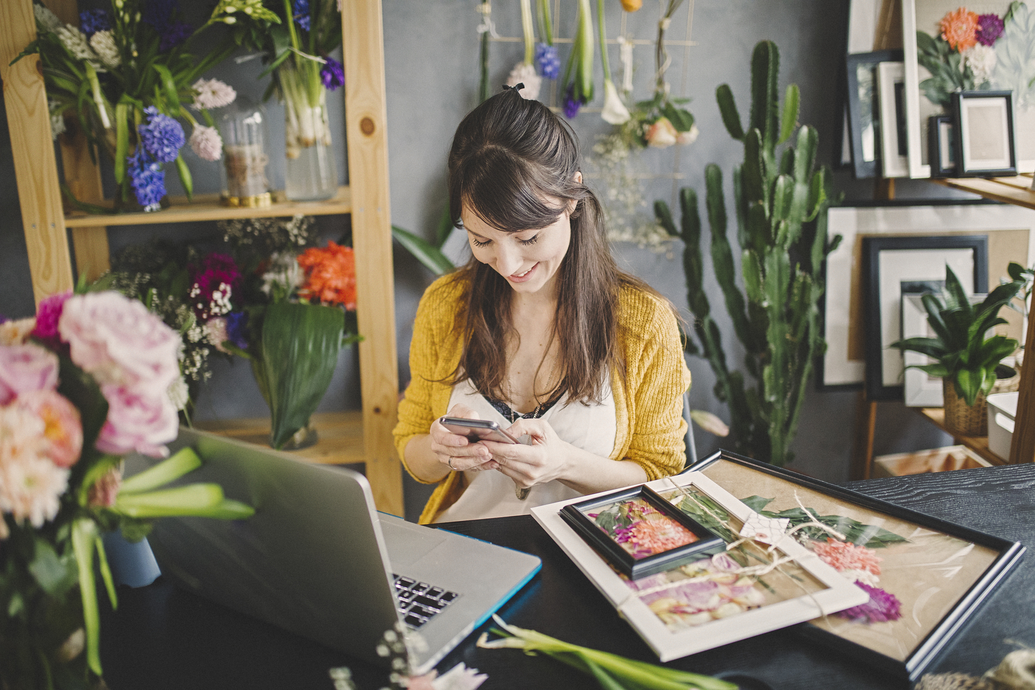 Shopify vs. Etsy: Which Should You Use? - NerdWallet