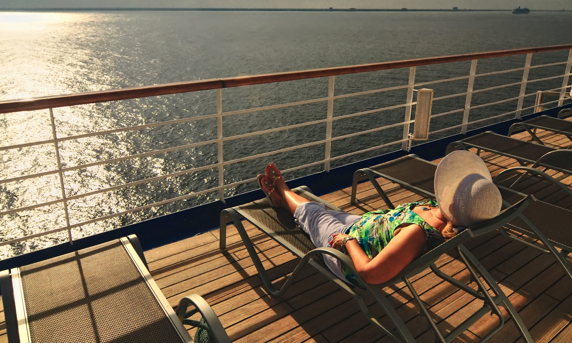 6 Smart Steps to Planning a Cruise - NerdWallet