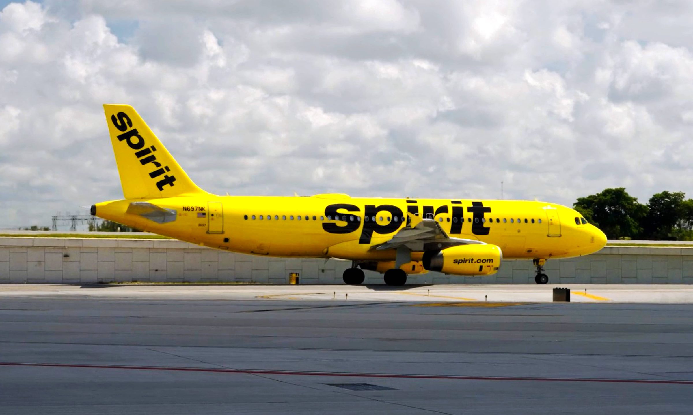 Spirit airlines bag over 2025 40 pounds