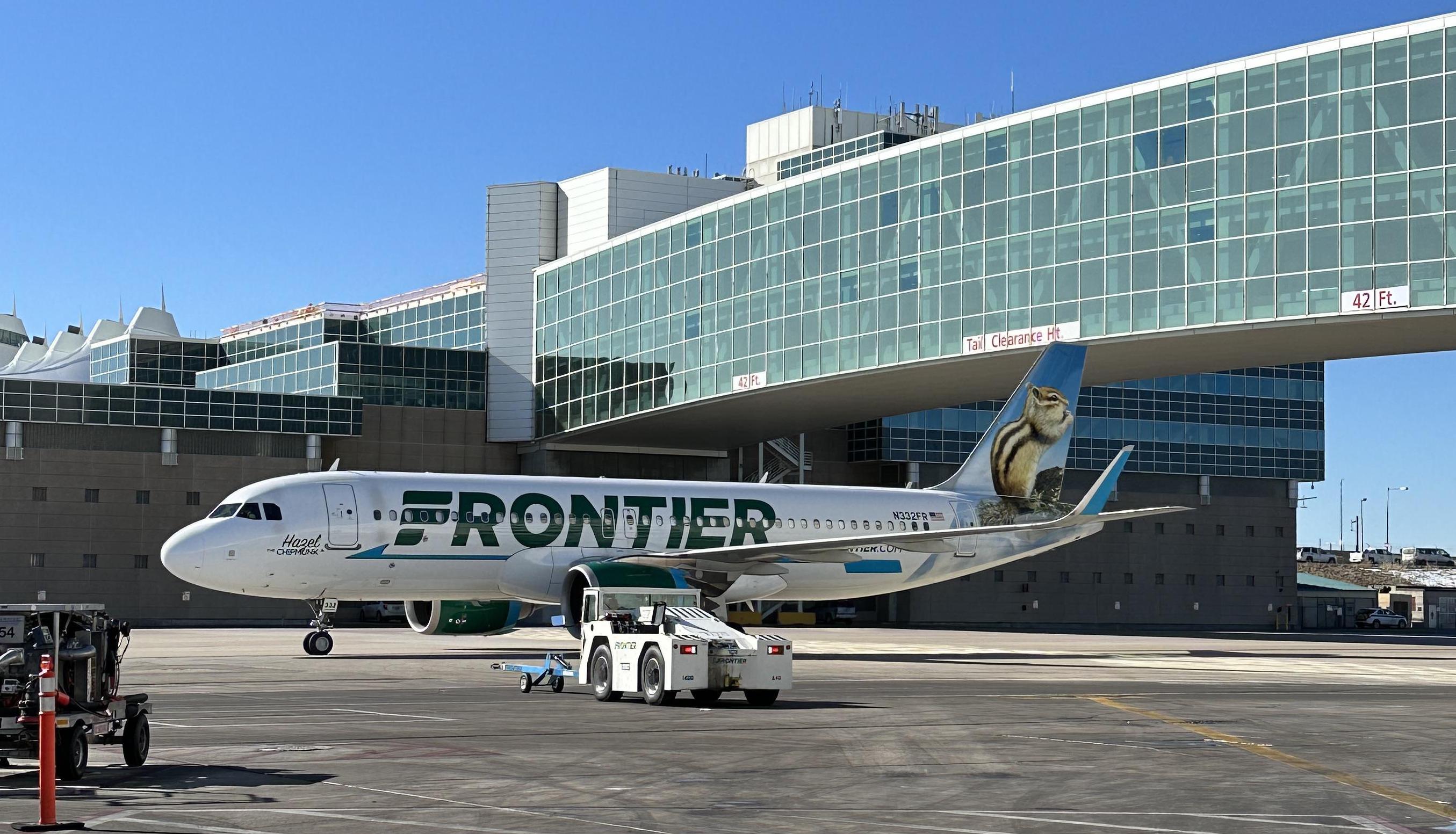 Video Shows Frontier Airlines Making Customers Pay for Free Bags