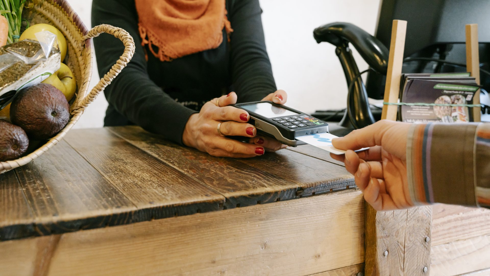 What to Expect If the Credit Card Competition Act Passes - NerdWallet