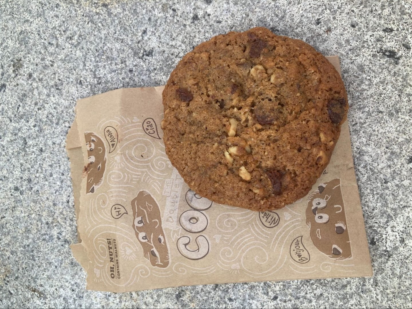 DoubleTree by Hilton at the Entrance to Universal Orlando cookies walnut free