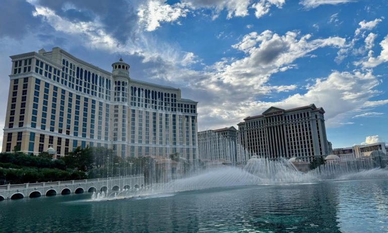 Bellagio Las Vegas Marriott fountain show