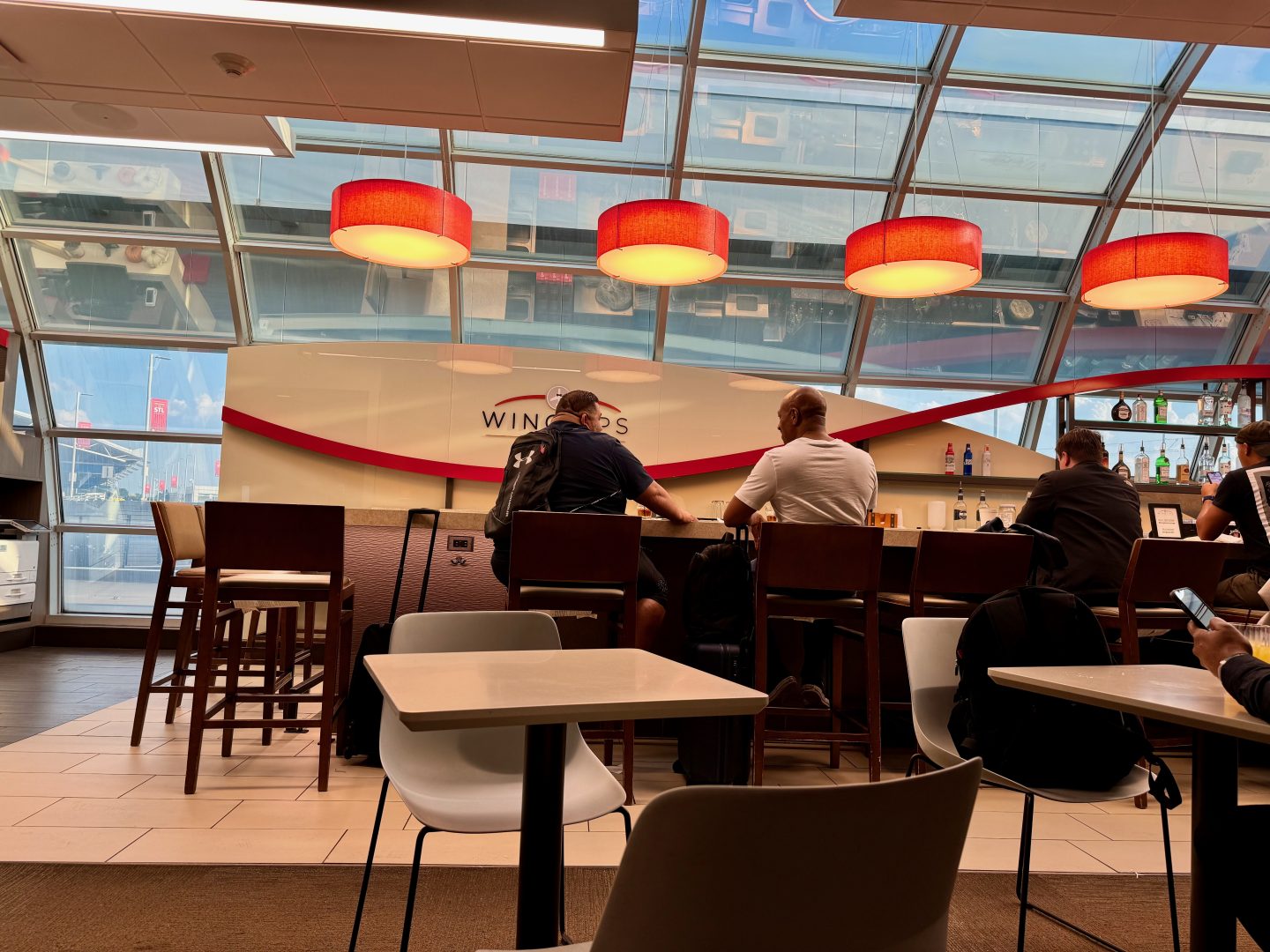 Wingtips Lounge STL St. Louis Missouri Lambert Terminal 2