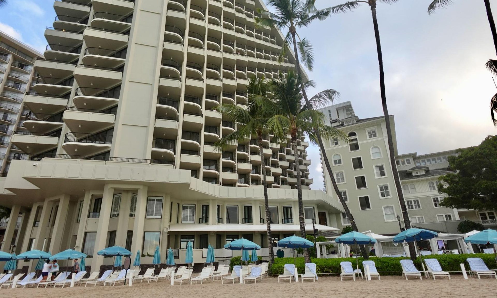 Moana Surfrider, A Westin Resort & Spa review waikiki beach