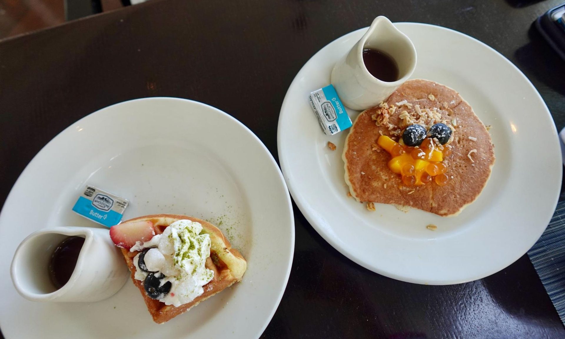 Moana Surfrider, A Westin Resort & Spa review brunch buffet lilikoi pancake mochi waffle