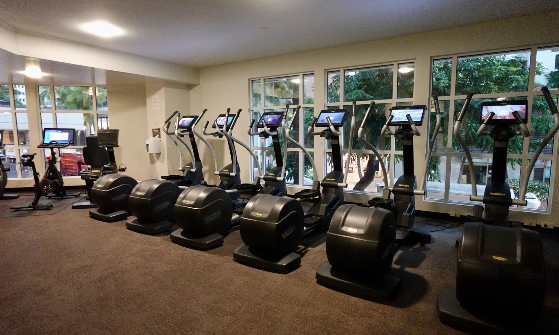 Moana Surfrider, A Westin Resort & Spa review gym