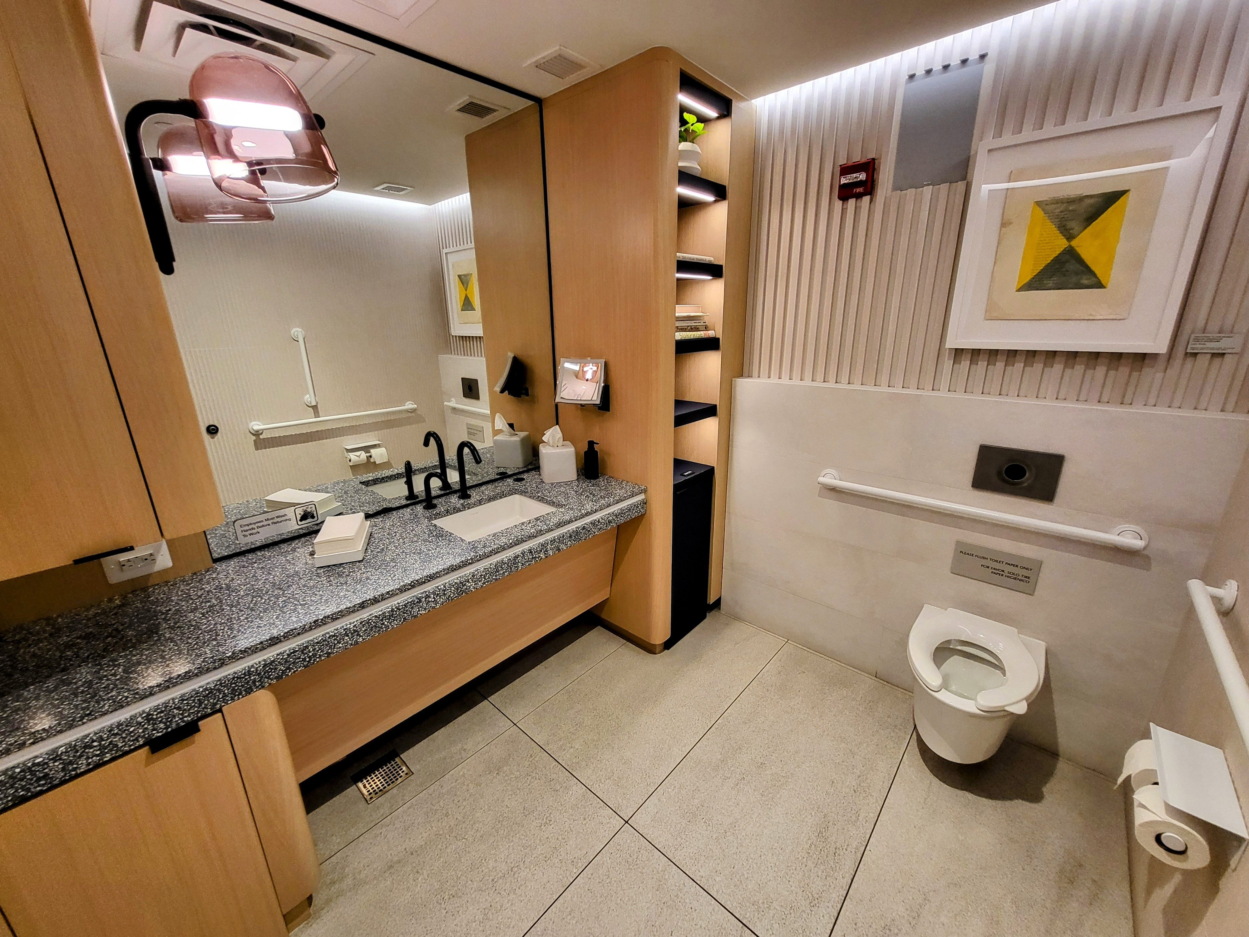 IAD Dulles Capital One Lounge bathroom